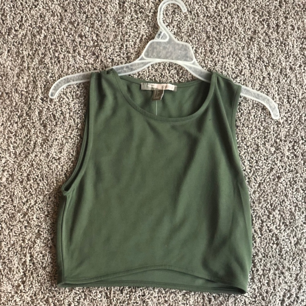 green crop top